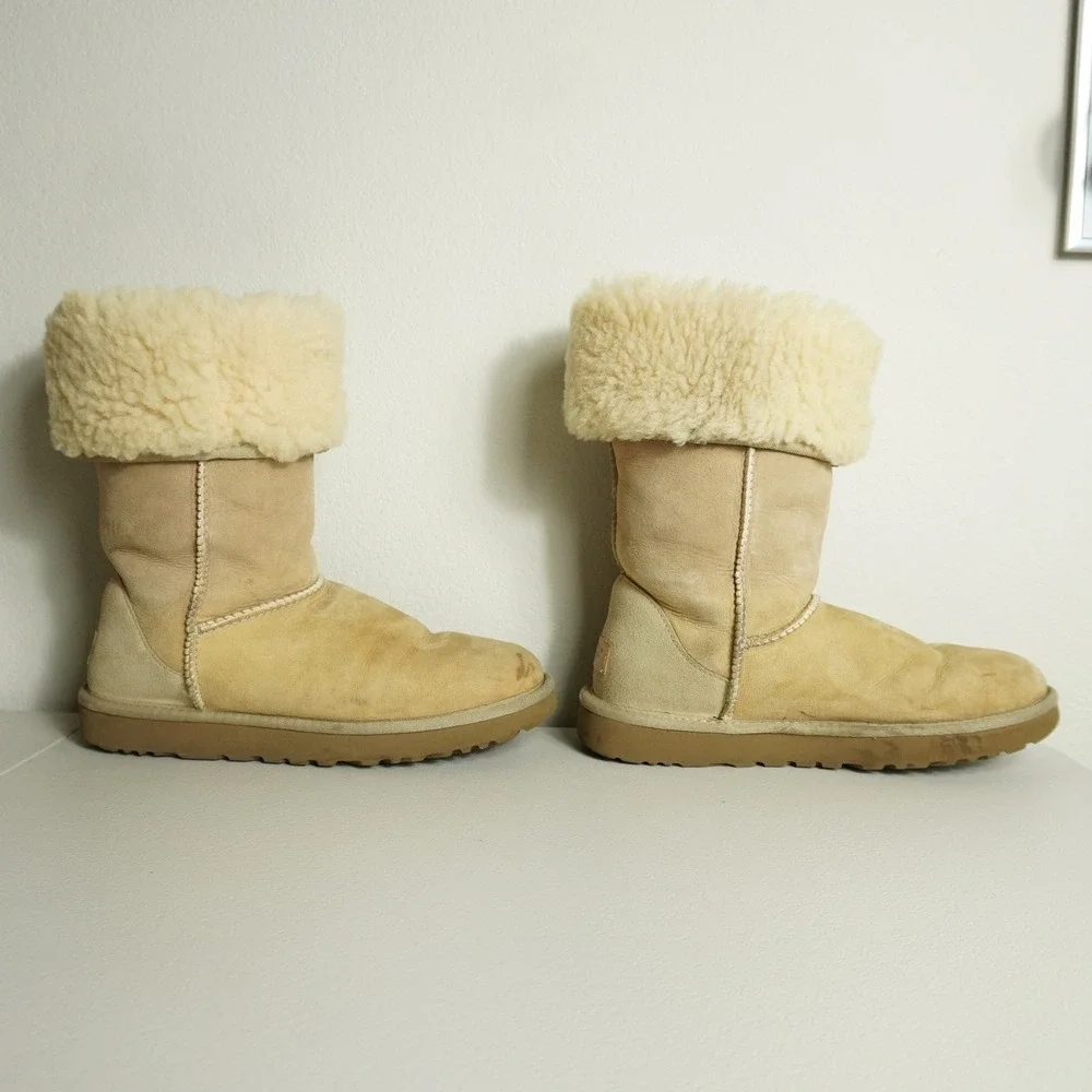 UGG Classic TaII Boots Womens 8 Sand Tan Suede Shearling Lined Foldable Cuff